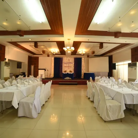Marcian Business Hotel