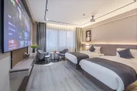 Hanfeng Fashion Hotel (Rongshui Sumeng Commercial Plaza) Hotels in Rongshui