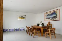 Yunmen East Art Homestay (Qingzhou Ancient City Tourism Scenic Area Branch)