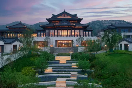 Song Hotel Jinan Fengming Отели рядом с достопримечательностью «Shandong Polytechnic West Campus»