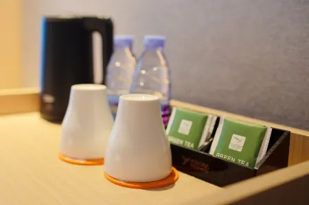 Yeste International Hotel (Yong'an Daronshu) Отели рядом со станцией Yongannan Railway Station