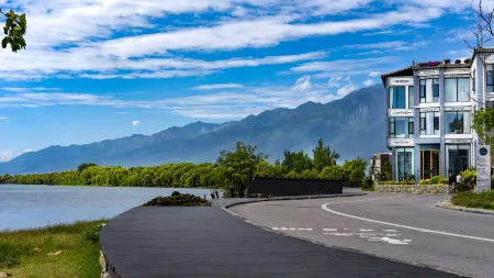 Dali Mujing · Haiyue Seaview Vacation Homestay (S Bay Ecological Corridor Branch)