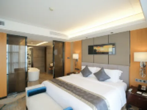 Zhong Lian Yuehai International Hotel Hotels in Zhangjiagang