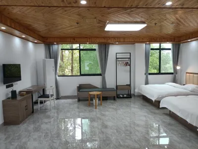 Huichang Weixiu Boutique Apartment Hotels near Xiaoping Square