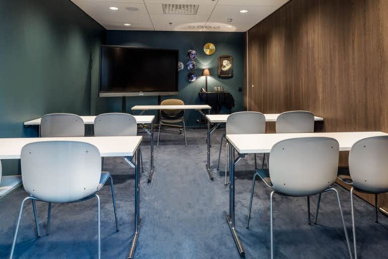 홀리데이 인 헬싱키-반타 에어포트