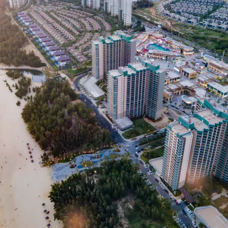 Lingshui ClearWaterBay QUEVO Hotel