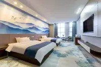 Qitang Hotel (Fugou High-speed Railway South Station)