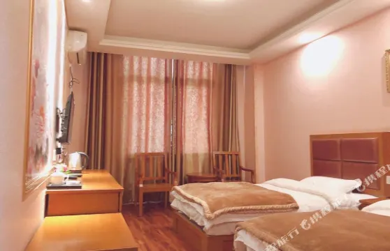 左貢金華大酒店