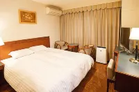 โรงแรมคาสเซิล อินน์ ซูซูกะชูโอ โรงแรมใน