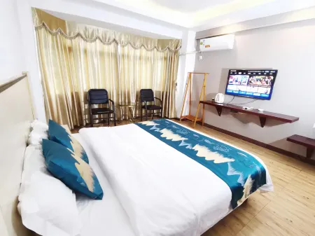 Dongfang Jinxin Hotel Отели рядом с достопримечательностью «Dongfang Museum»