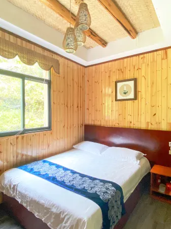 Wudang Mountain Taizipo Shenquan Villa Отели рядом с достопримечательностью «Wudang Scenic Spot»