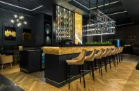 Atrium - Bars