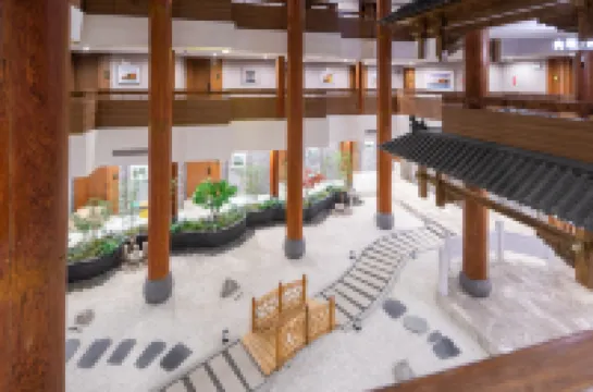 Rezen Hotel Penglai Pavilion Binhai Hotels near Penglai Polar Ocean World