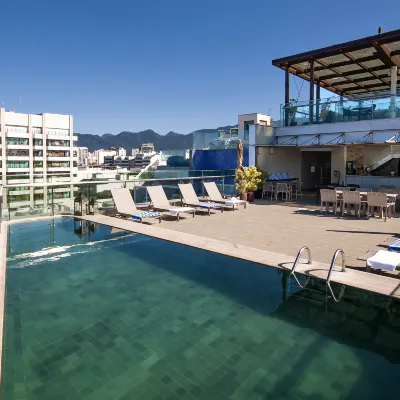 Arena Ipanema Hotel Hôtels à proximité de : Plage du Diable