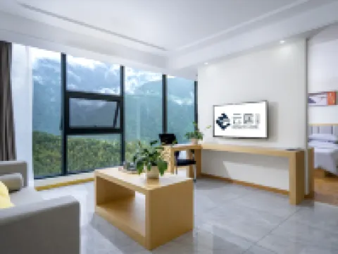 Yilamila Renjoy Hotel, Gongshan, Nujiang Hotel di Gongshan