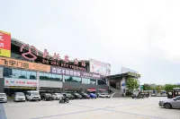 索菲花園飯店（大竹客運站天泰新天地店） - 停車場