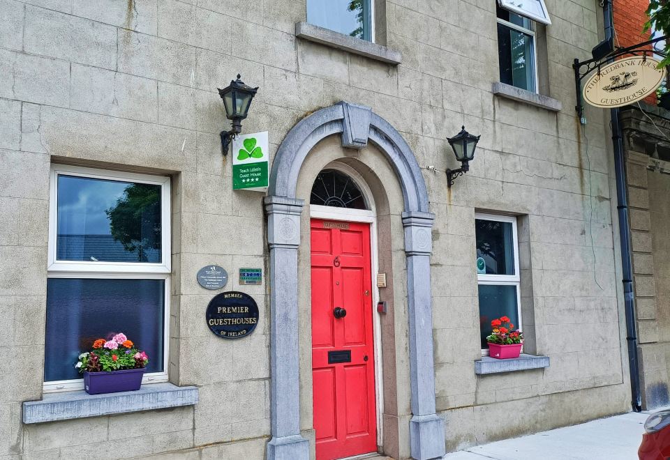 RedBank House - Housity