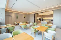 JI Hotel (Jiaxing Gaotie South Railway Station Yuli Plaza) - 3-Star