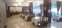 โรงแรมในยื่อจ้าว - พร้อมอาหารเช้า