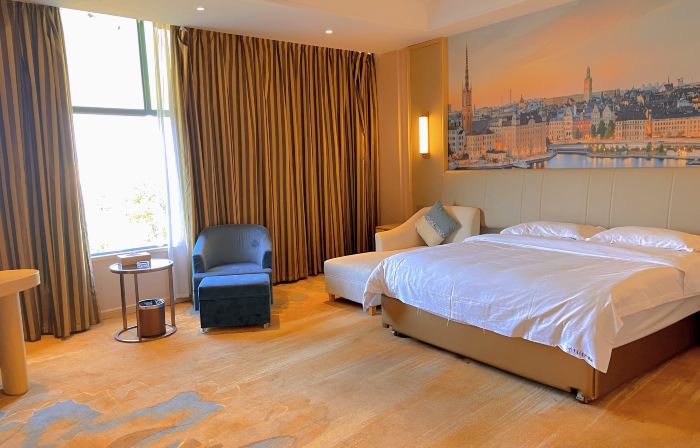 Nvshu Hotel