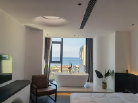 邕裏·逅海度假酒店（防城港三塊石店）