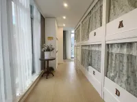 杭州揀枝而棲青年旅舍（龍湖濱江天街江陵路地鐵站店） 江陵路附近的飯店