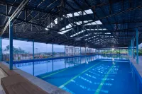 Yongde Yonglida Dinghao Hotel (Block B Hot Spring Shop) Hotels in Yongde