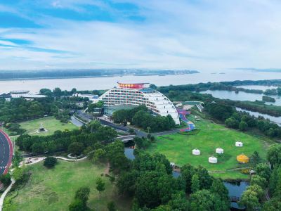 Zhenjiang Runyang Bridge Hotel