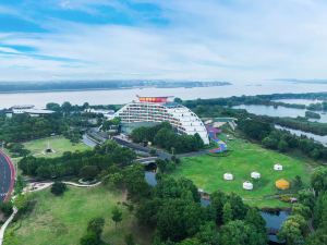 Zhenjiang Runyang Bridge Hotel