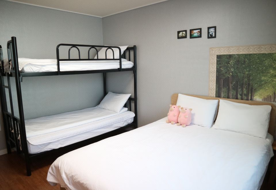 Rain Boots Guest House-Incheon Updated 2023 Room Price-Reviews & Deals |  Trip.com