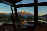 麗江閒云溪月雪山花園庭院