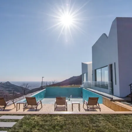 Qianshan·Senyu·Designer Wild Luxury B&B (Tianjin Jizhou Panshan Branch)