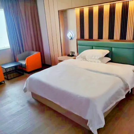 Huilong Hotel