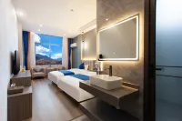 Xiduo Hotel （Ganzi Batang County Government Store） - Parvekkeita