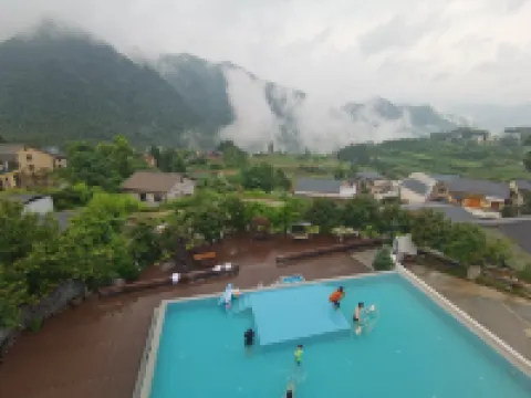 Avatar Mountain Resort-5min to Park gate&2nights for 1way pick up service&Book tickets in advance