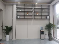 Huangmei Salt Hotel - موقف سيارات