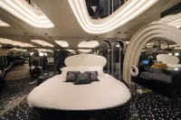 SPACE  DESIGN  HOTEL Các khách sạn ở Đại Liên