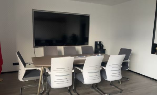 2. 슬로취주뎬 호텔..