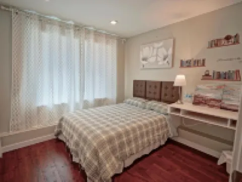 EVE'S Hotels in Vancouver