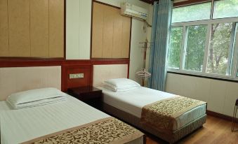 Xiuning Jiangnan Hotel