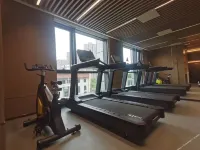 Holiday Inn Express Hangzhou Jiangnan Hotels near Binjiang
