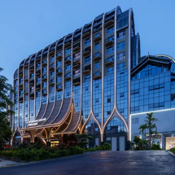 Wyndham Grand Xishuangbanna Resort Hotels near Xishuangbanna Folk Custom Garden