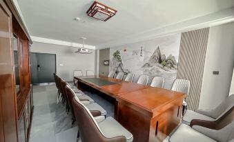 Hejing Hongxiang Hotel