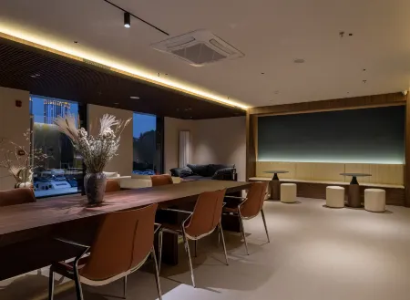 sanyue hotel Отели рядом с достопримечательностью «Subingwen Square»