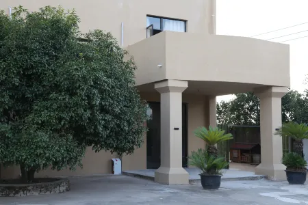 7000 square meter homestay