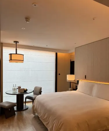 Jinghai Comfort International Hotel Apartment (Heyuan People's Hospital Branch) Отели рядом с достопримечательностью «Kejia Wenhua Gongyuan-Ximen Square»