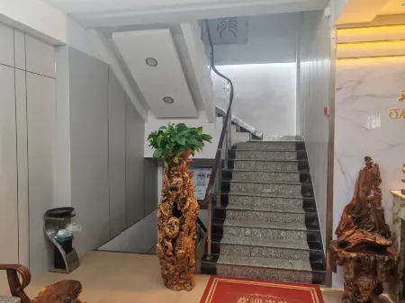 Shuang Qiao Hotel Отели рядом с достопримечательностью «Da Pi Mountain Scenic Area»
