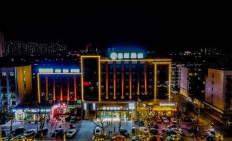 Starway Hotel (Qinhuangdao Railway Station Qinhuang East Avenue)