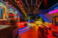 Comments Hotel - bar