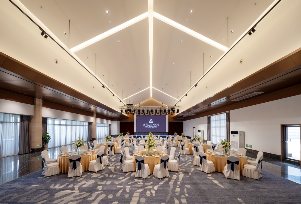 Grand Skylight Hotel Kaifeng Over view